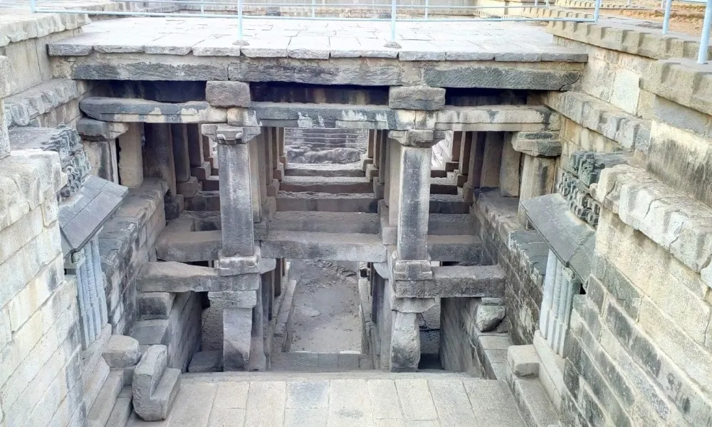 Manikeshwara Temple Lakkundi 2